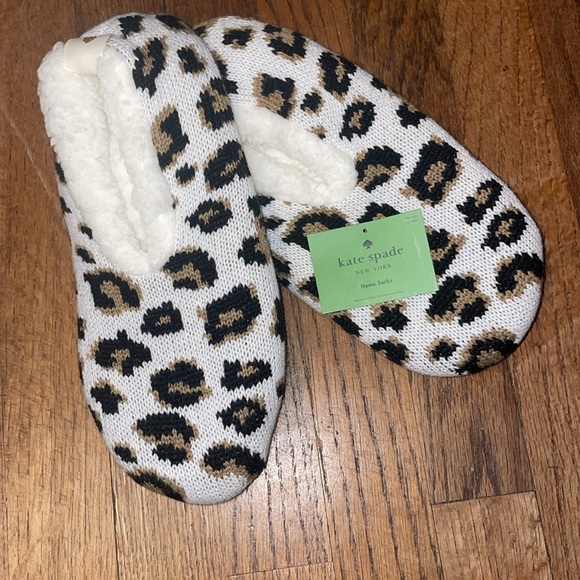 •KATE SPADE•NWT LEOPARD KNIT SHERPA LINED HOME SOCK SLIPPERS SIZE 4-10 - Picture 8 of 8